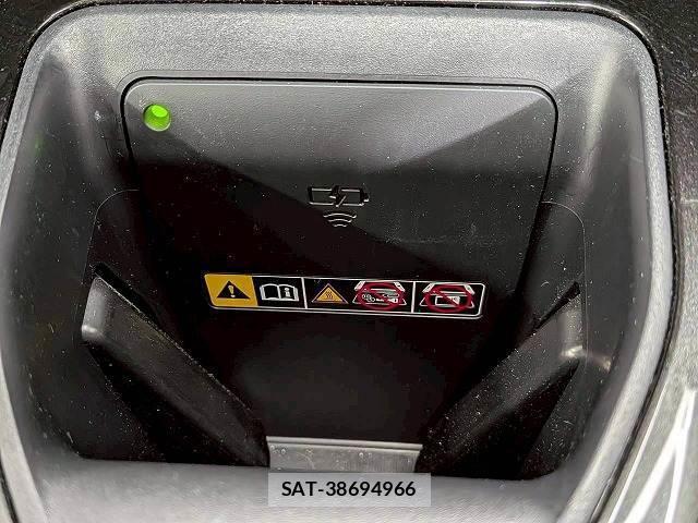 Toyota CROWN 2024-10 8012471-11