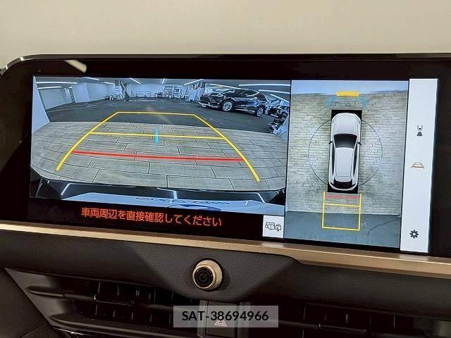 Toyota CROWN 2024-10 8012471-3