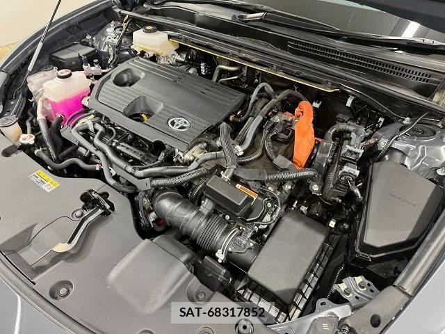 Toyota CROWN 2024-09 8012472-17