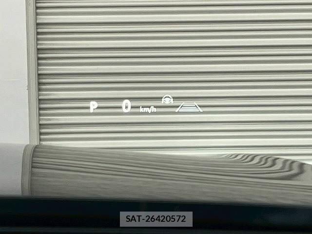Toyota CROWN 2023-11 8012474-9