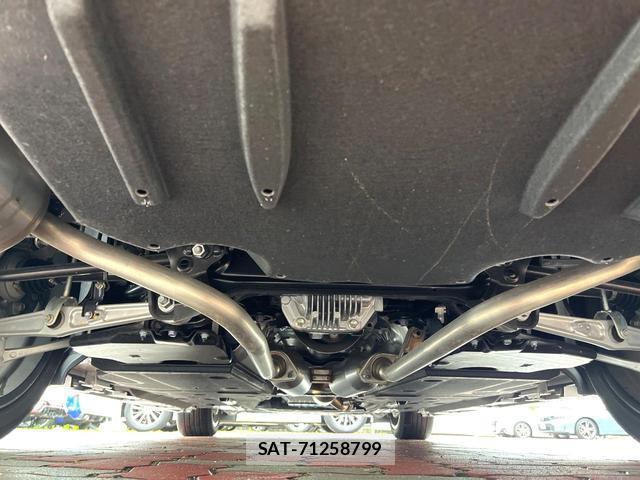 Toyota CROWN 2024-12 8005102-18