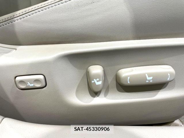 Toyota CROWN 2011-10 8005159-5