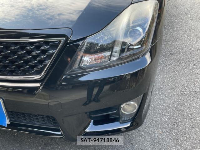 Toyota CROWN 2012-11 8005168-2