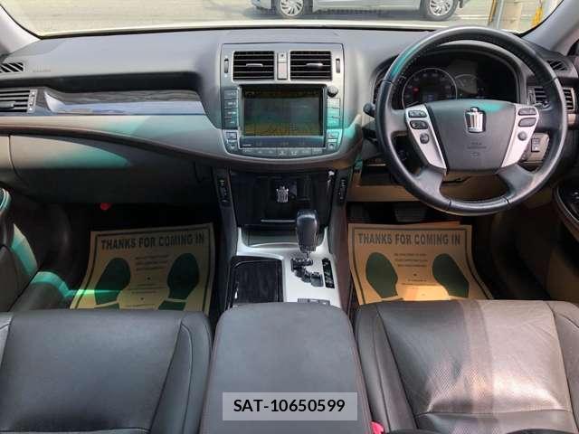 Toyota CROWN 2010-07 8007743-1