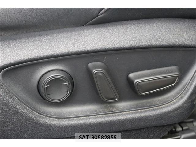 Toyota CROWN 2019-09 8008632-4