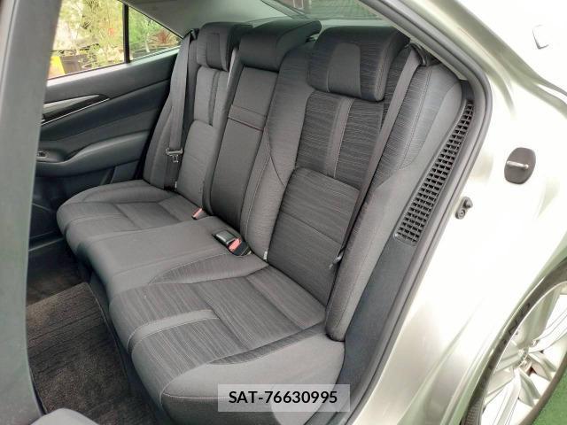 Toyota CROWN 2015-04 8008803-10