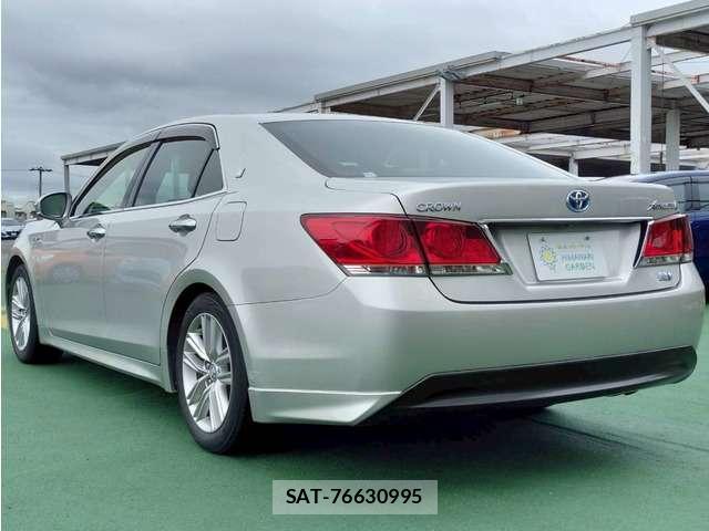 Toyota CROWN 2015-04 8008803-3