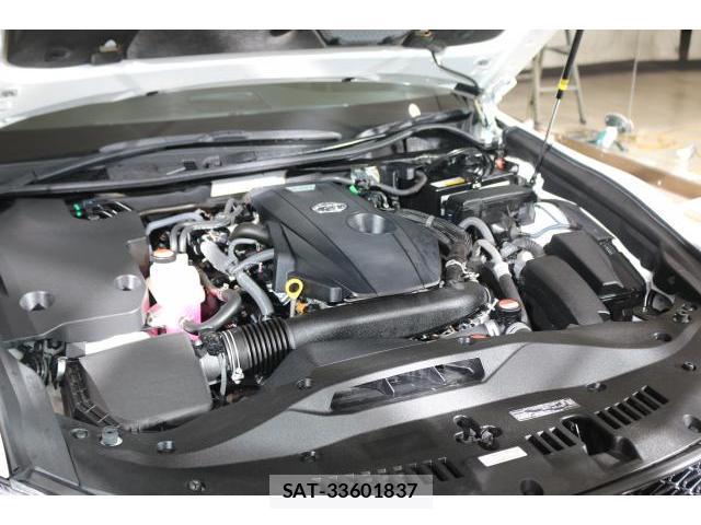 Toyota CROWN 2016-02 8010463-7