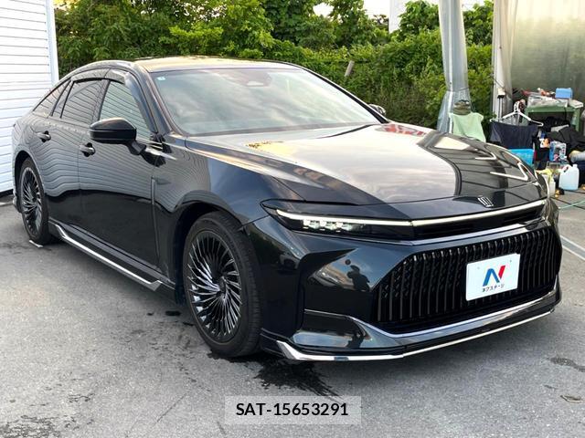 Toyota CROWN 2025-01 8011225-17