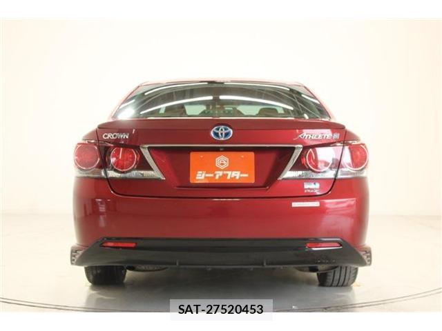 Toyota CROWN 2015-11 8011318-11
