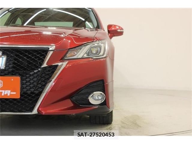 Toyota CROWN 2015-11 8011318-14