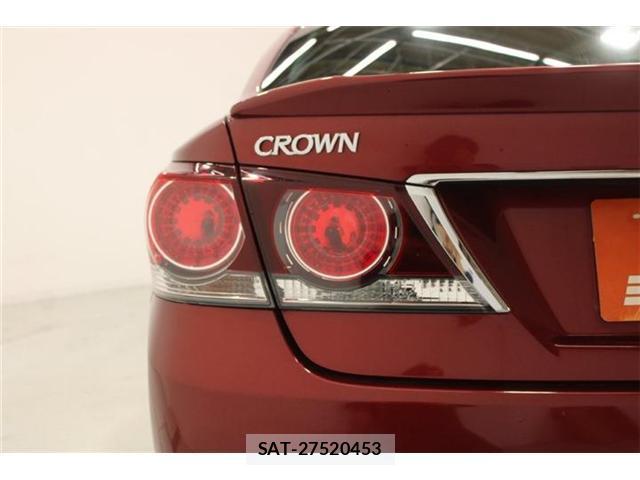 Toyota CROWN 2015-11 8011318-19