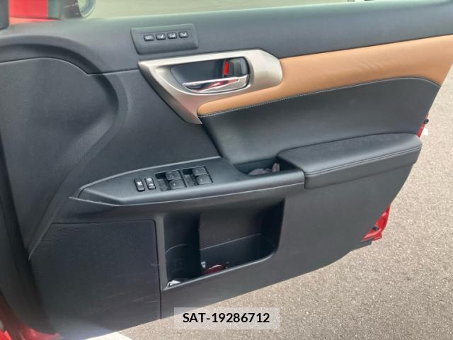 Lexus CT 2014-07 8003785-10
