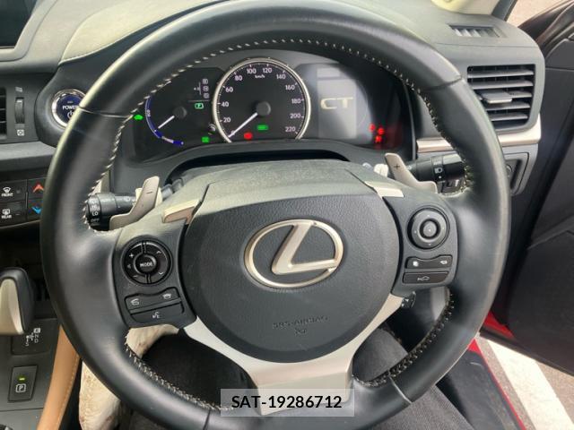 Lexus CT 2014-07 8003785-14