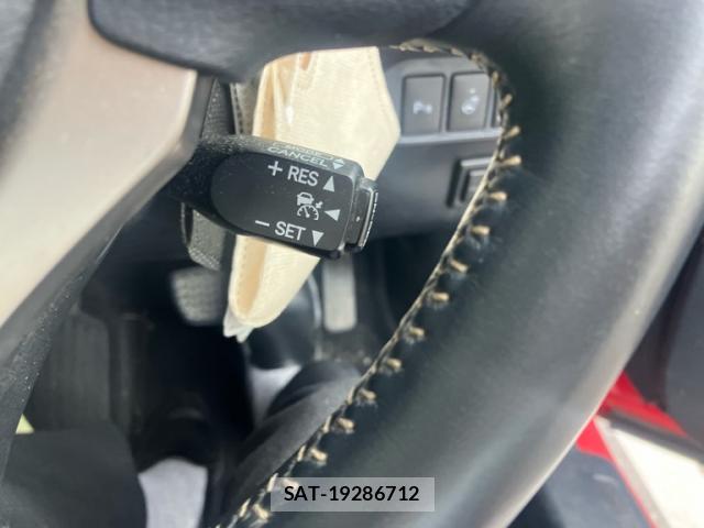 Lexus CT 2014-07 8003785-15