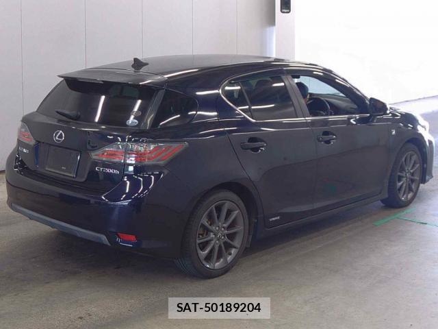 Lexus CT 2011-07 8007507-1