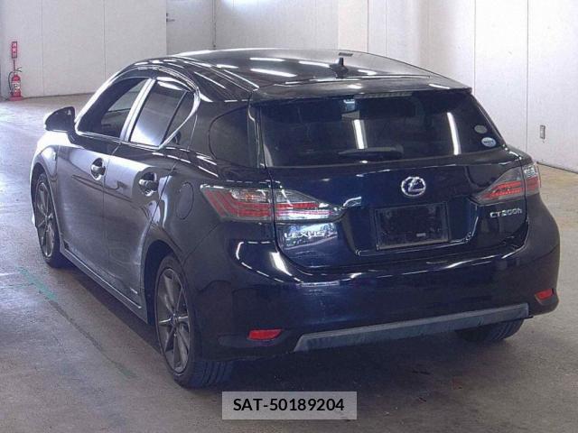 Lexus CT 2011-07 8007507-4
