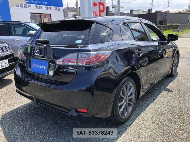 Lexus CT 2011-10 8007742-15