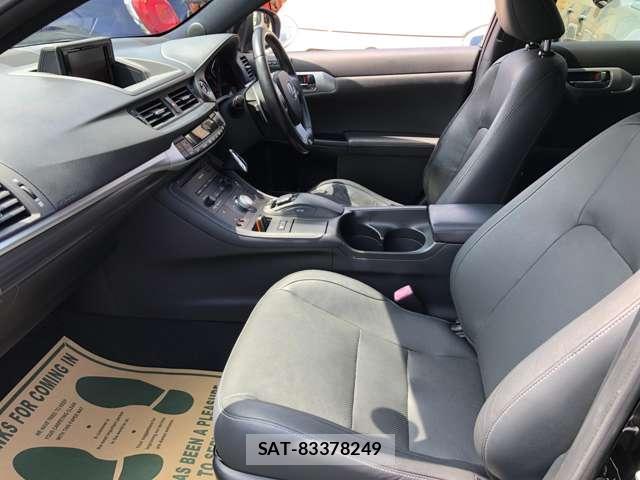 Lexus CT 2011-10 8007742-7