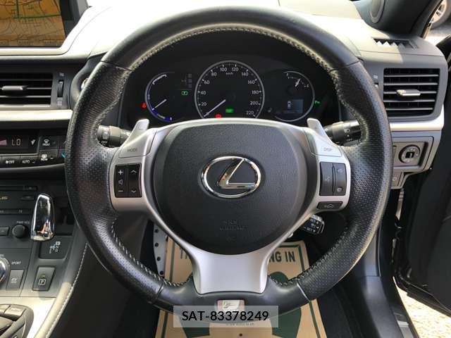Lexus CT 2011-10 8007742-9