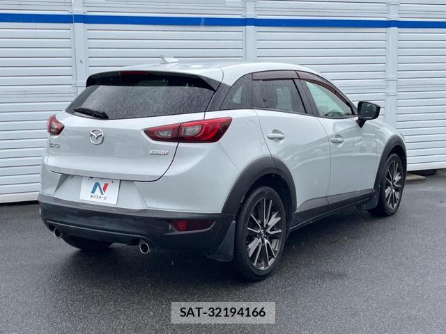 Mazda CX-3 2015-02 8003633-16