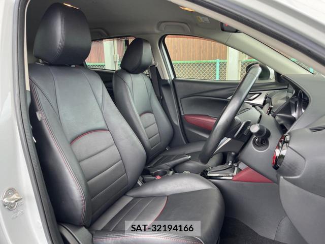 Mazda CX-3 2015-02 8003633-7
