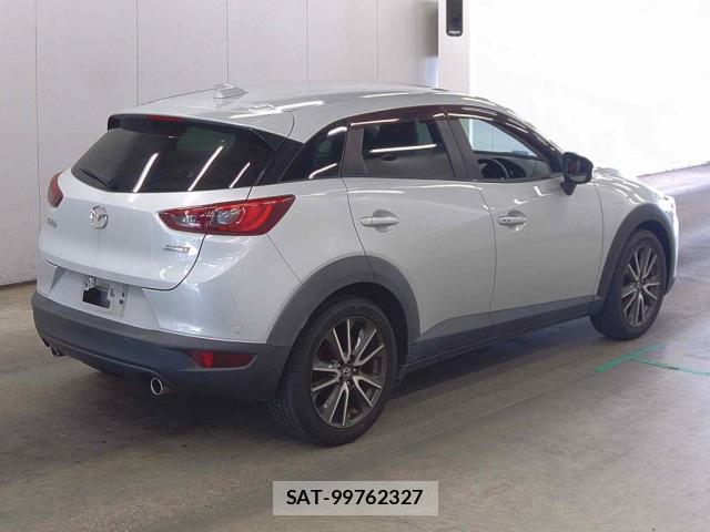 Mazda CX-3 2015-11 8007506-1