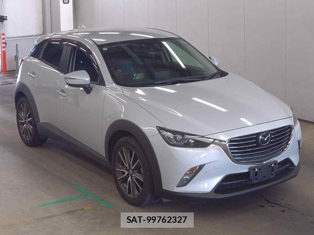 Mazda CX-3 2015-11 8007506-3