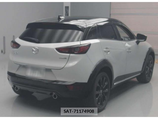 Mazda CX-3 2022-10 8008271-1