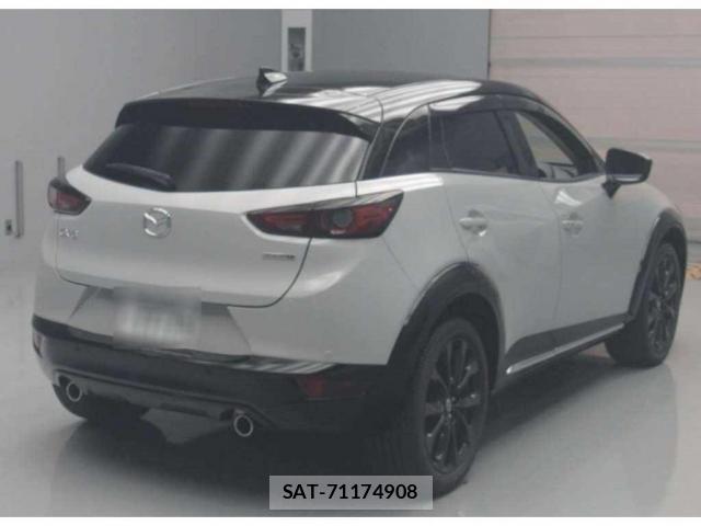 Mazda CX-3 2022-10 8008271-4