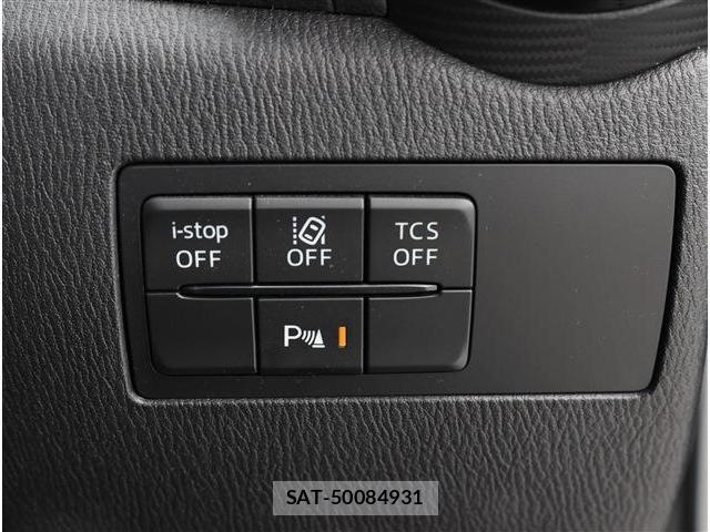Mazda CX-3 2017-09 8009402-11