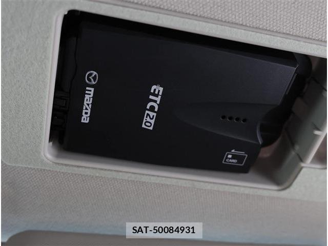 Mazda CX-3 2017-09 8009402-4
