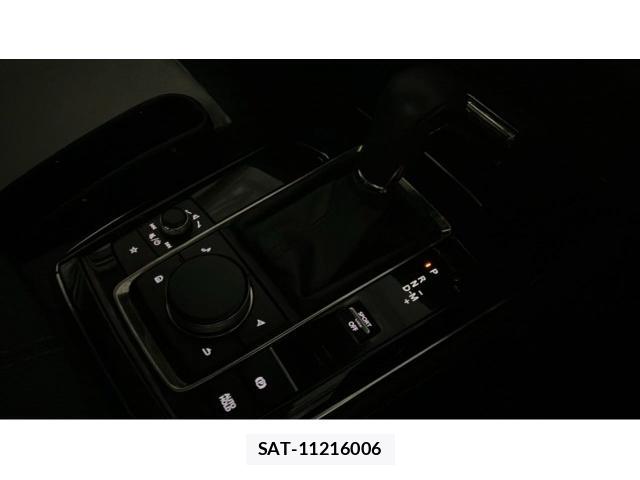 Mazda CX-30 2022-07 8007309-14