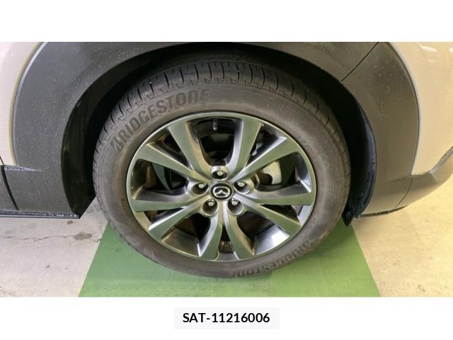 Mazda CX-30 2022-07 8007309-8
