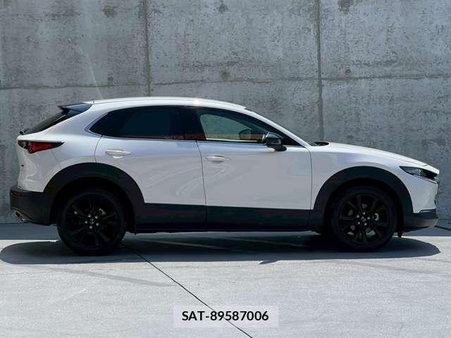 Mazda CX-30 2023-07 8010338-1