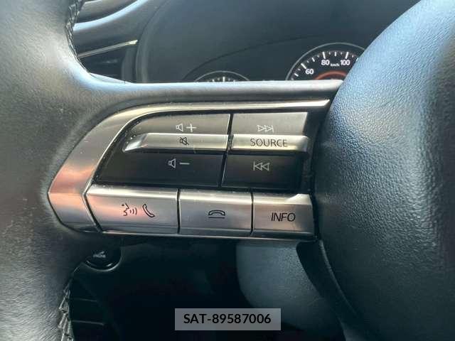 Mazda CX-30 2023-07 8010338-13