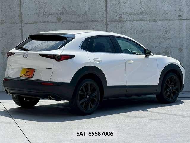 Mazda CX-30 2023-07 8010338-2