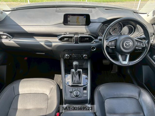 Mazda CX-5 2018-09 8008473-1