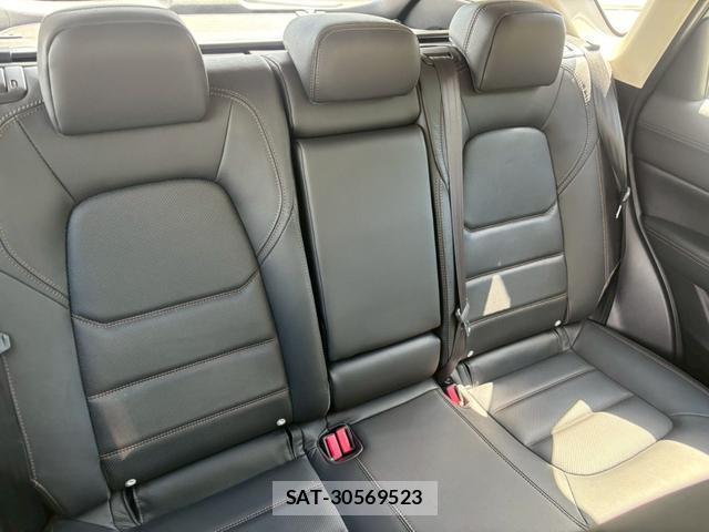 Mazda CX-5 2018-09 8008473-11