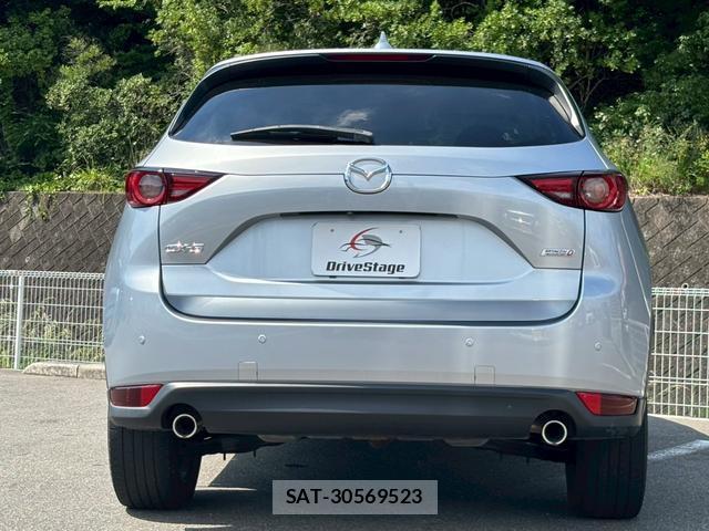 Mazda CX-5 2018-09 8008473-15
