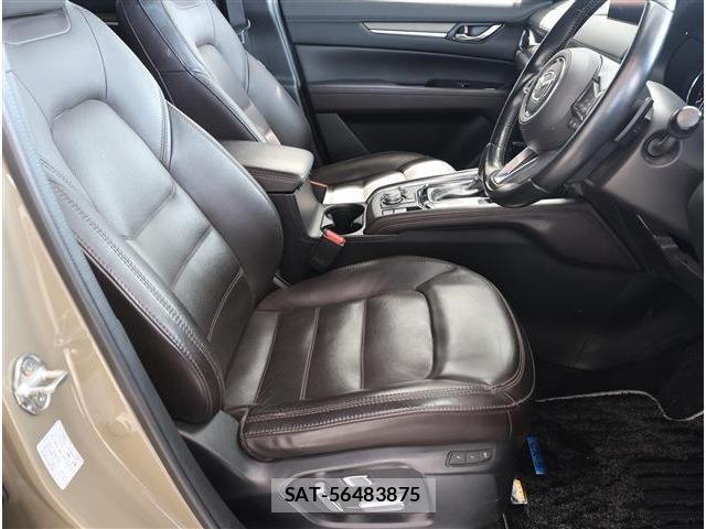 Mazda CX-5 2022-04 8009400-12