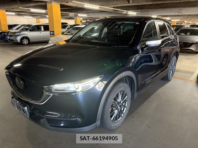 Mazda CX-5 2017-08 8010479-1