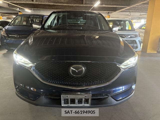 Mazda CX-5 2017-08 8010479-2