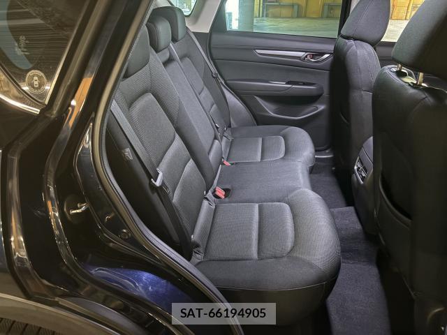 Mazda CX-5 2017-08 8010479-9