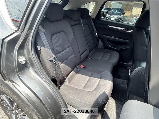 Mazda CX-5 2018-06 8010788-15
