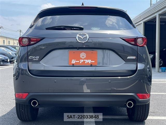 Mazda CX-5 2018-06 8010788-9