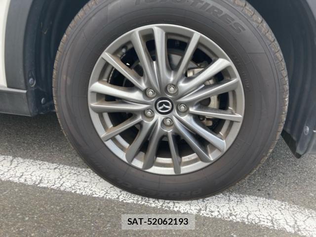 Mazda CX-5 2017-09 8011509-13