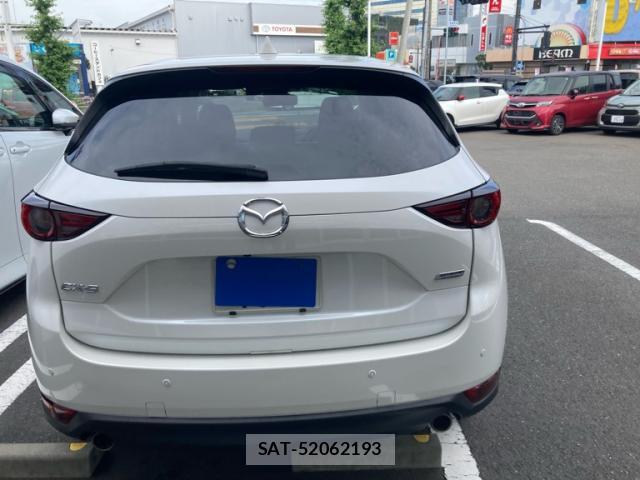 Mazda CX-5 2017-09 8011509-3