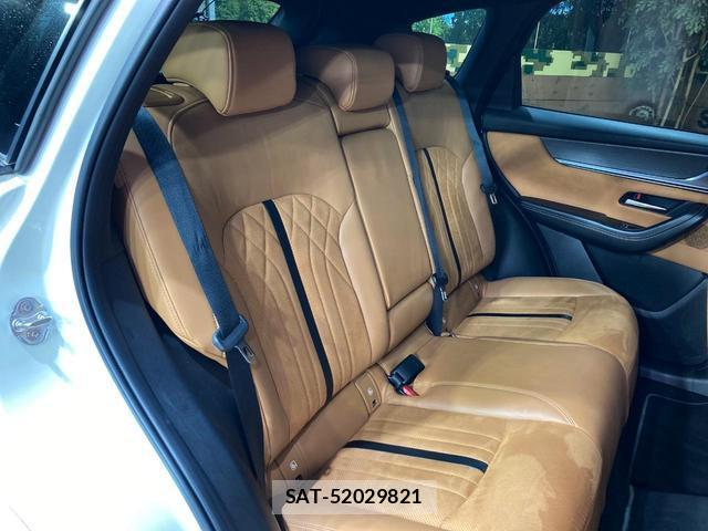 Mazda CX-60 2023-09 8003884-9