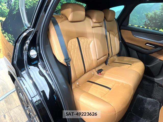 Mazda CX-60 2022-09 8006154-8
